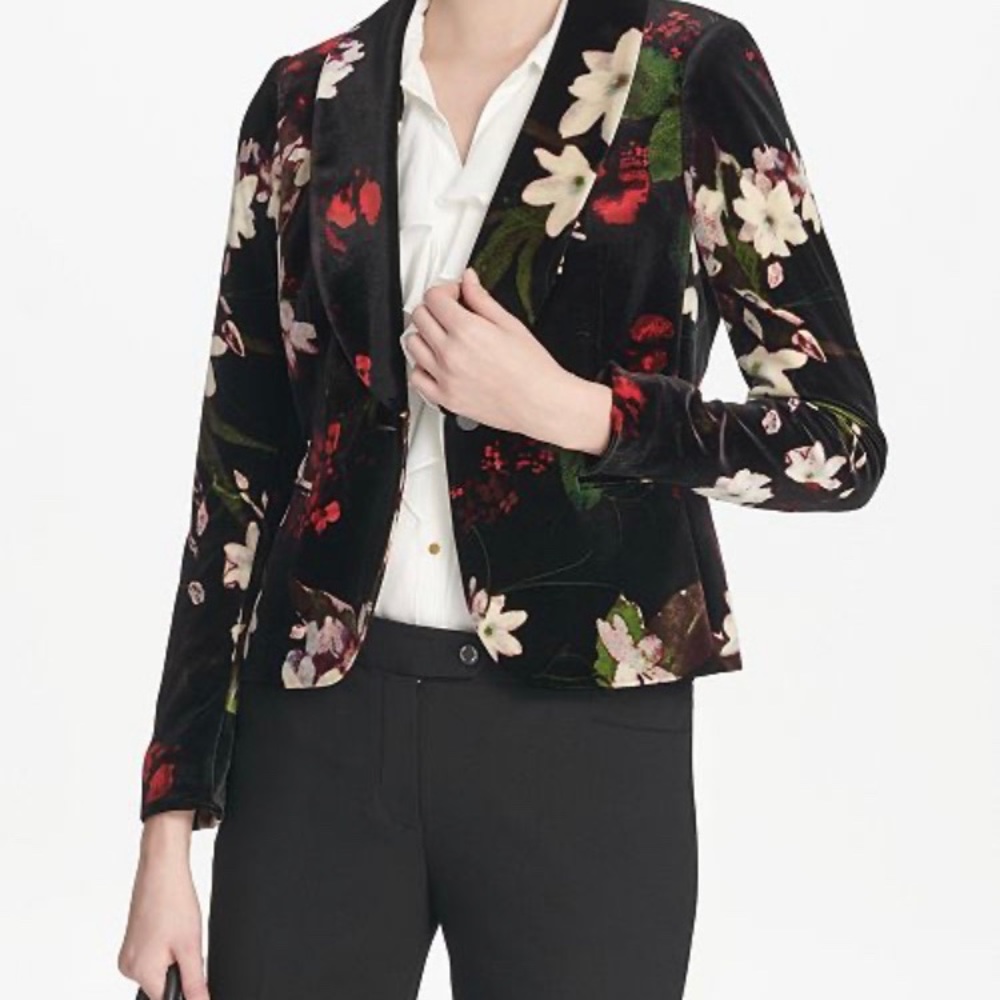 Calvin Klein Floral- print Cropped Velvet Blazer